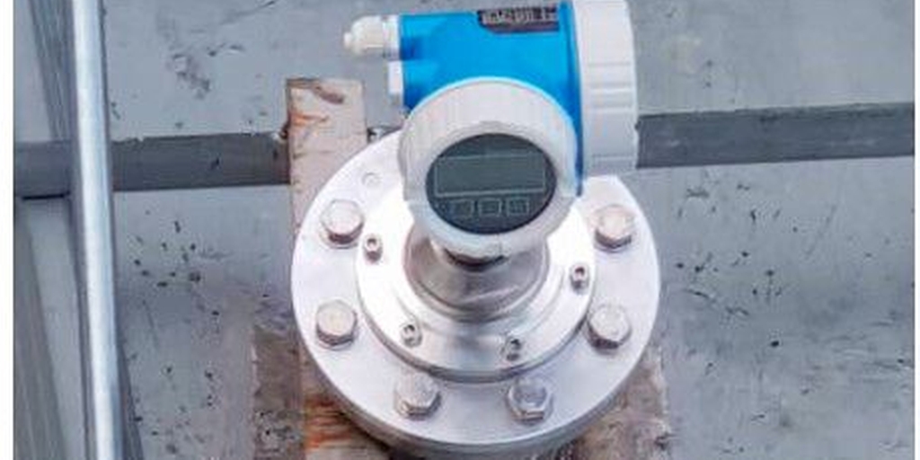 Micropilot FMR67 continuous wave (FMCW) radar for continuous level monitoring Micropilot FMR67 continuous wave (FMCW) radar for continuous level monitoring